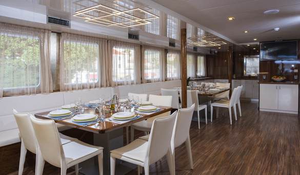 Riviera Travel MS II Mare Restaurant - Zoran Marinovic 0.jpg